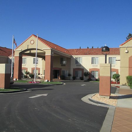 Best Western Brentwood Inn Bagian luar foto