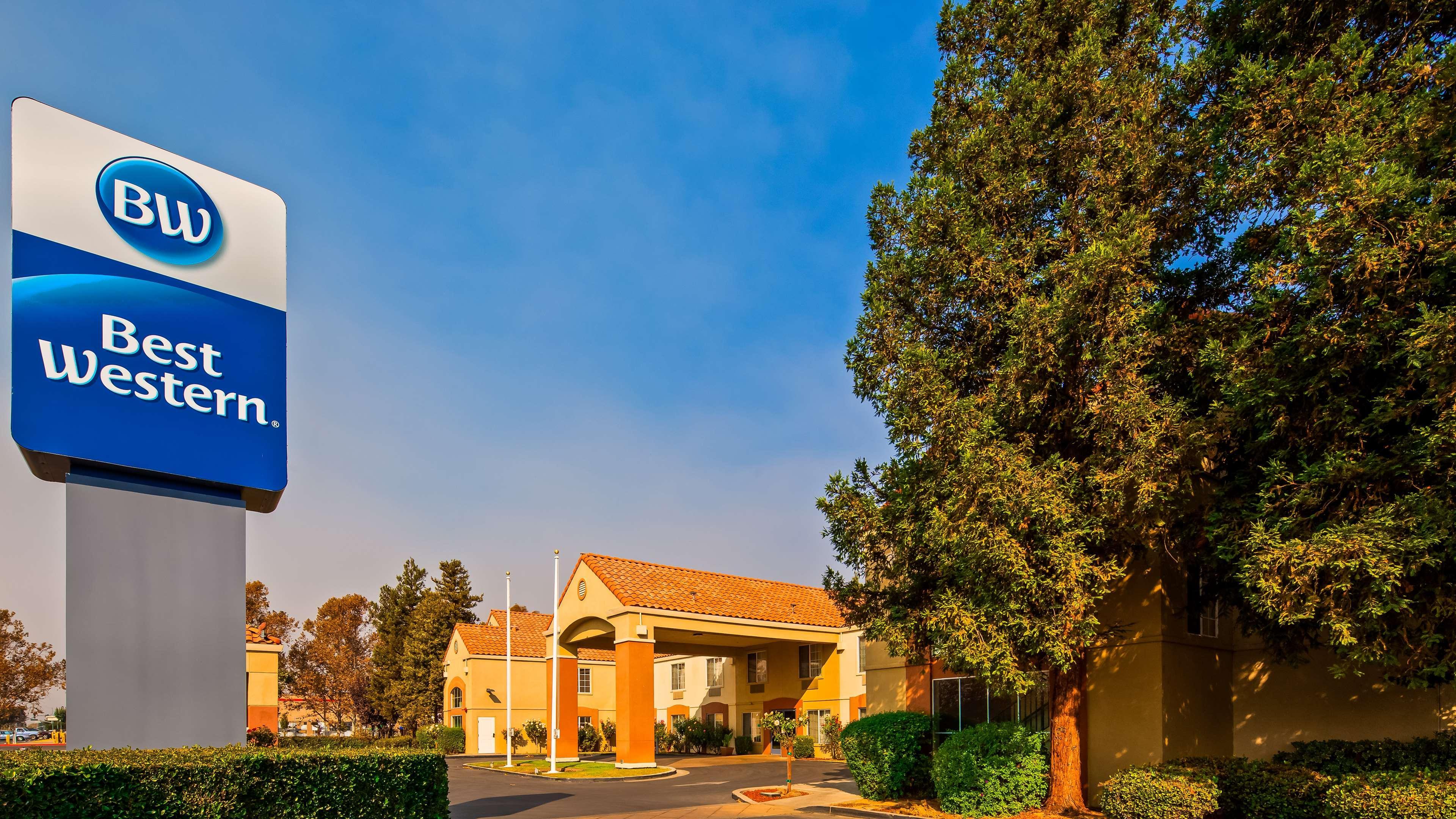 Best Western Brentwood Inn Bagian luar foto
